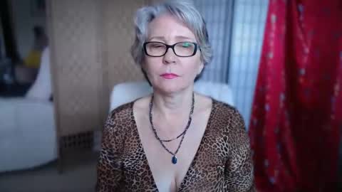 petra daniels online show from April 13, 8:09 pm