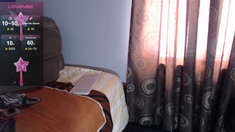 silvana_queen7 online show from December 24, 3:16 pm