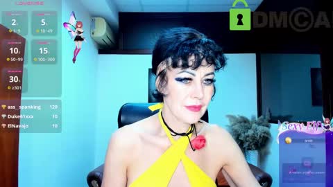 Silvia Wallec online show from February 14, 5:03 pm