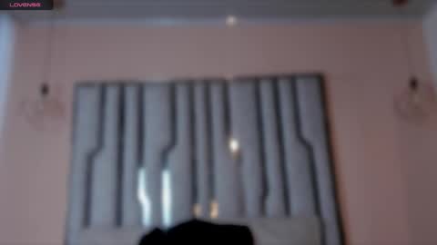 Silvy Layton online show from February 25, 1:00 pm