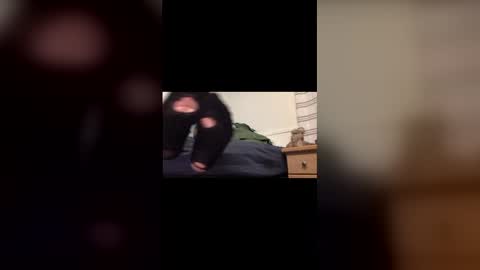 Ivy online show from December 1, 6:28 am