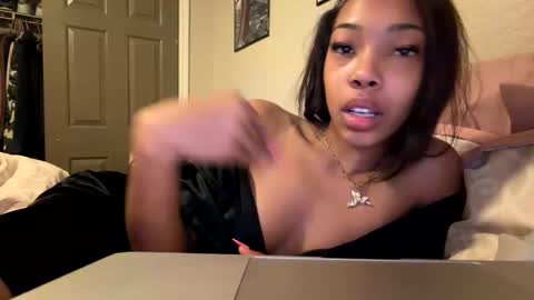 sinn3er online show from February 9, 7:10 am