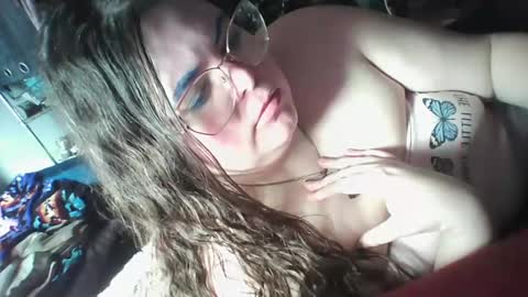 Siofra online show from March 3, 5:26 pm