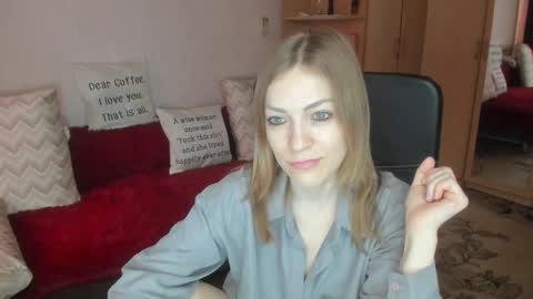 sirenasilk online show from March 27, 9:21 am