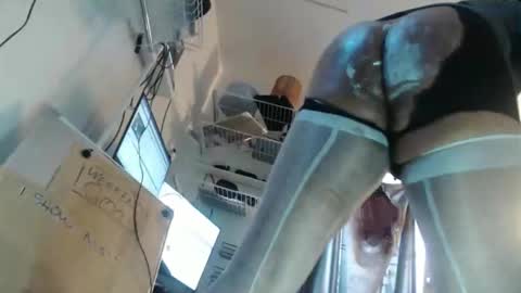 RESPONDS WELL TO ... online show from October 18, 12:36 am