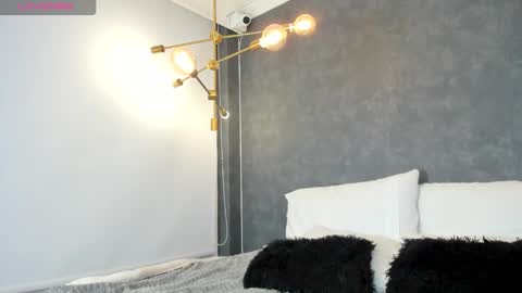 SKAILYN ANGELS online show from September 15, 9:44 pm