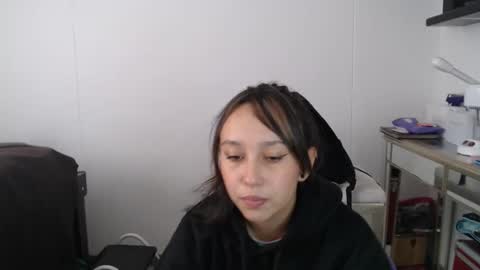 Alice online show from March 6, 2:51 pm