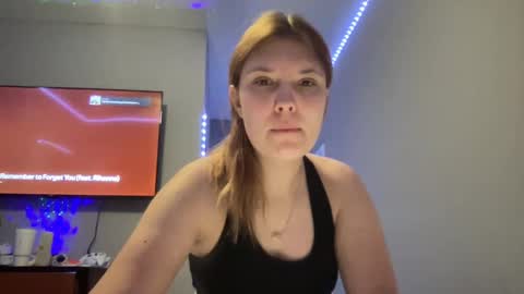 skiimaskabby online show from February 12, 10:26 pm