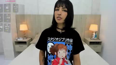 Emily Rojas online show from October 15, 7:49 pm