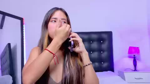 skinny_hottie18 online show from September 9, 1:44 pm