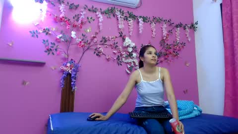 barbi online show from June 1, 12:01 am