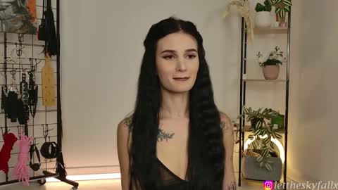 Eliza online show from March 19, 2:05 am