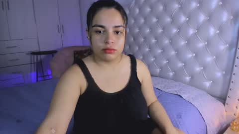 Sky  Independent model WISH LIST   online show from September 18, 2:59 pm