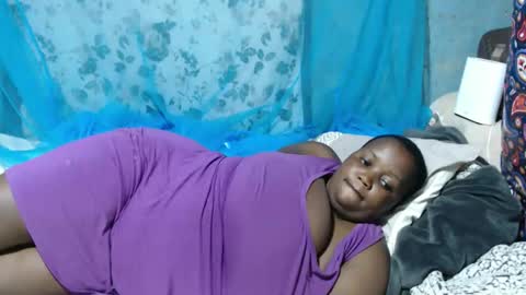 sheliah online show from January 12, 8:52 am