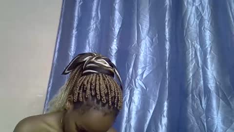 Alicia online show from March 1, 4:29 pm