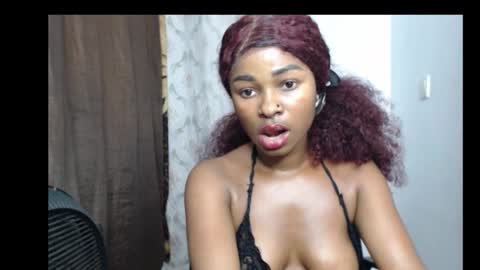 Slim girl23 online show from March 22, 9:43 pm