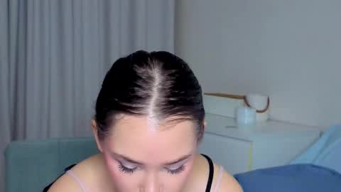 Lily online show from September 23, 1:53 pm