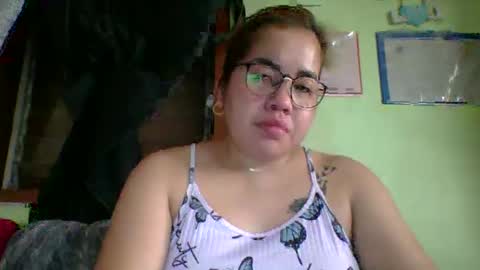 Lovewella online show from March 21, 2:27 am