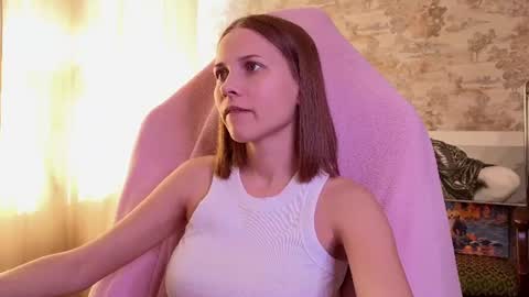 Emma online show from July 18, 2:19 pm