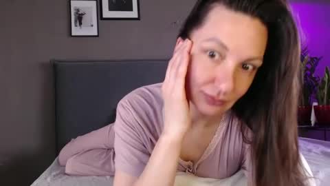 Anna no bbbbybybbabebyy just Anna. And dont call me mom please. online show from March 7, 5:08 am