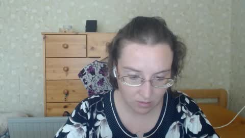 smart_rose online show from September 13, 10:45 am