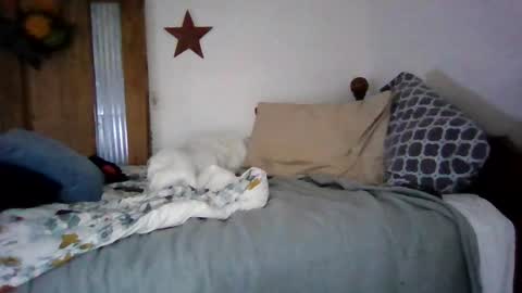 smoothmove1215 online show from March 7, 1:40 pm