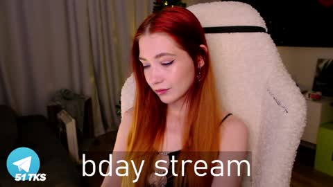 smthwrong online show from December 27, 12:07 am