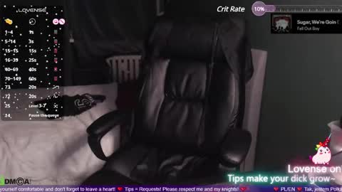 Strawberry Muffin online show from February 18, 9:09 pm