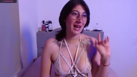 IG     OF red moonn online show from March 2, 7:41 pm