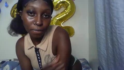 snowfox254 online show from January 13, 7:18 pm