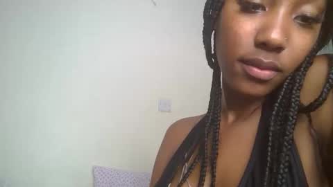 snowfox254 online show from October 11, 9:39 pm