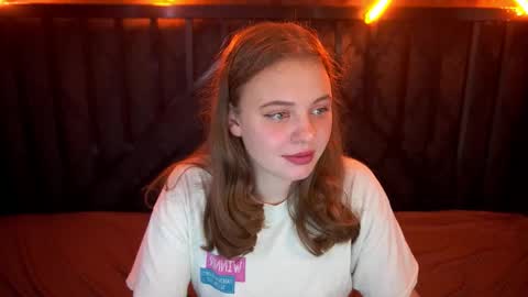 snowwhite_bella online show from October 23, 1:06 pm