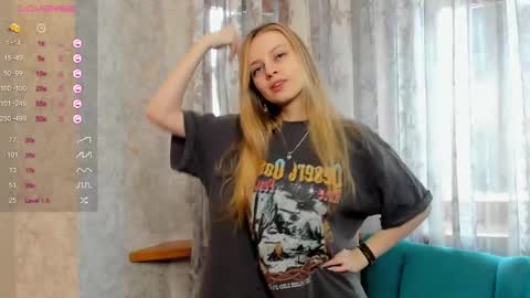 Alice - Birthday Girl online show from March 2, 7:10 am