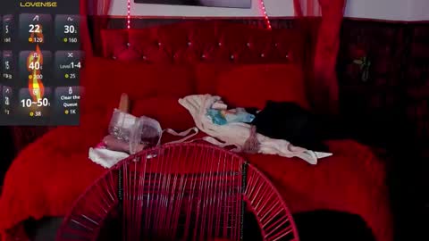 leidy online show from October 16, 4:04 am