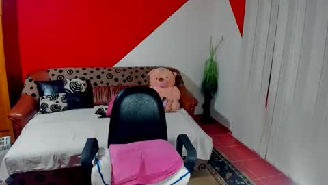 Soffy online show from October 15, 4:04 am