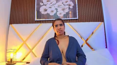 sofi_bigtits online show from November 9, 2:02 pm