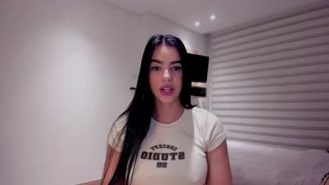 Sofi Saenzz  online show from October 7, 12:04 am