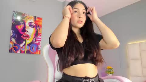 sofia__salazar online show from January 17, 12:12 pm
