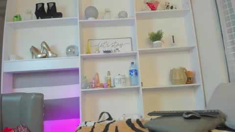 Sofia online show from February 27, 2:22 am