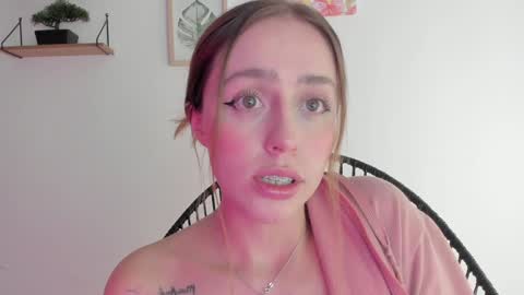     online show from January 14, 3:01 am