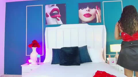   sofi online show from November 14, 1:44 pm