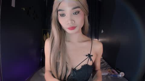 danikabanasihan-ON IG- online show from December 6, 11:24 pm