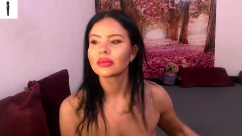 sofialiub online show from December 9, 1:45 pm