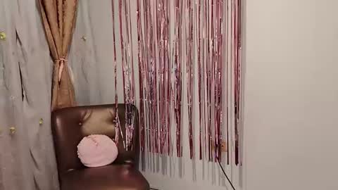 Sofi Bella online show from September 25, 4:39 pm