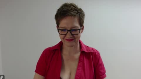 Sofie Velvet online show from March 31, 3:34 pm