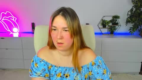 sofii_darling online show from February 1, 5:01 pm