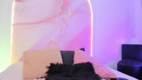 Sofii Lopezz online show from February 13, 1:02 pm