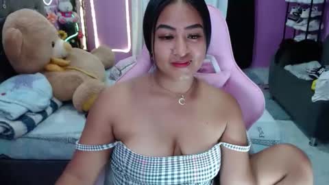 sofia Dreams online show from February 20, 2:32 am