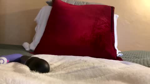 sofijade online show from September 11, 11:38 pm