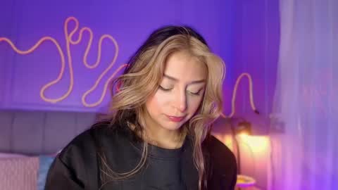 Sofi online show from April 6, 11:55 am